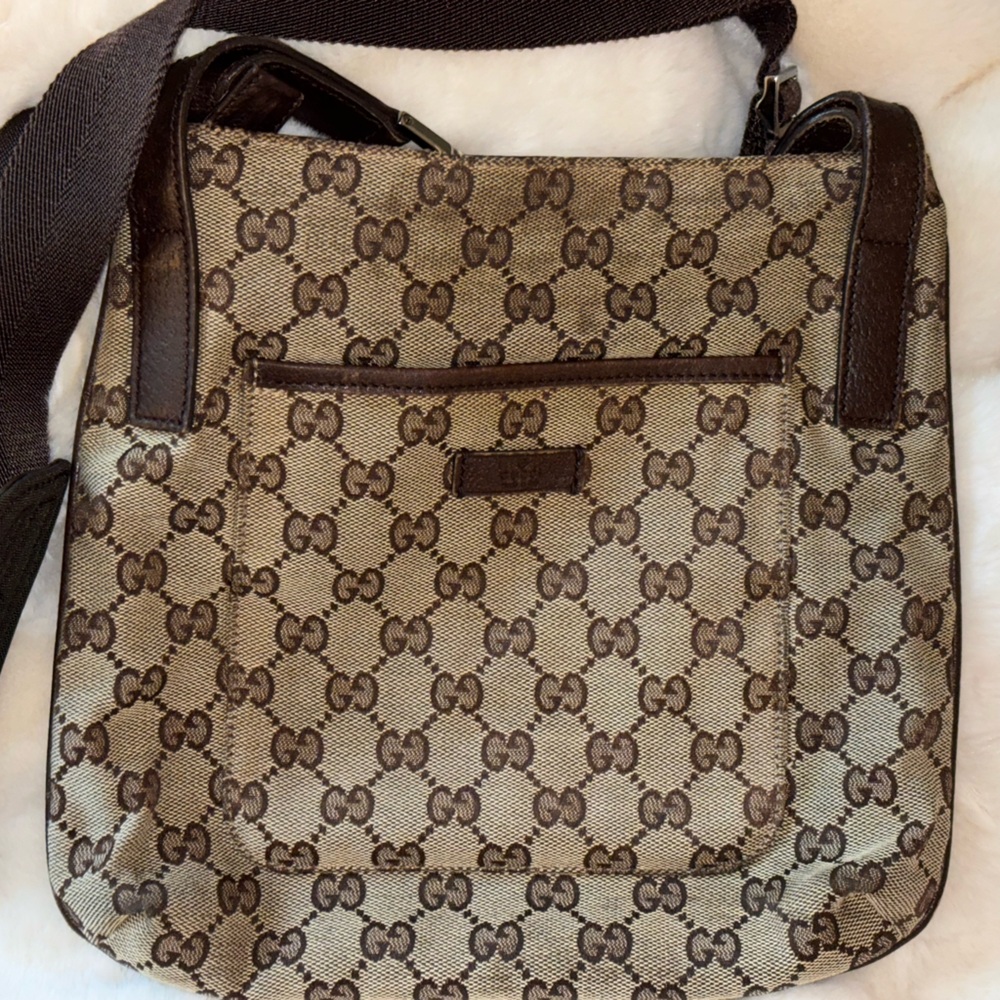Gucci crossbody
